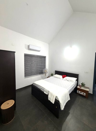 Room 1 — additional angle